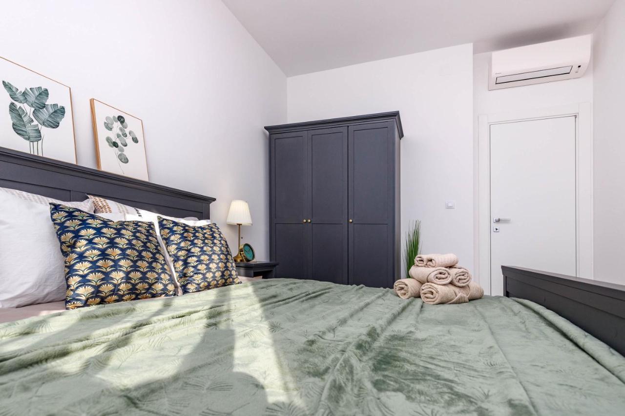 Apartment Klara Krk Town Eksteriør bilde